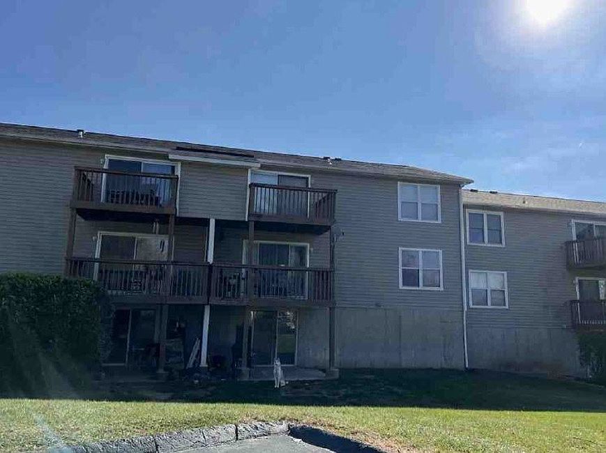 4125 W Gulf Shr, Florissant, MO 63034 Zillow