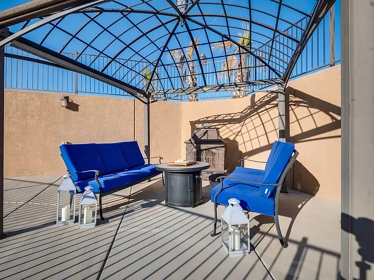 1820 Cabana Dr — Photo 19