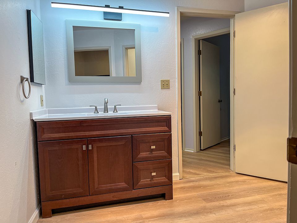 New Bathroom Vanity and Lights