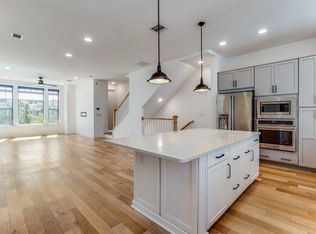 2762 Yellow Jasmine Ln, Dallas, TX 75212