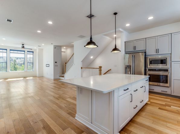 2762 Yellow Jasmine Ln