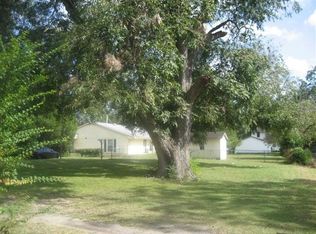 509 Telfair St, Washington, NC 27889