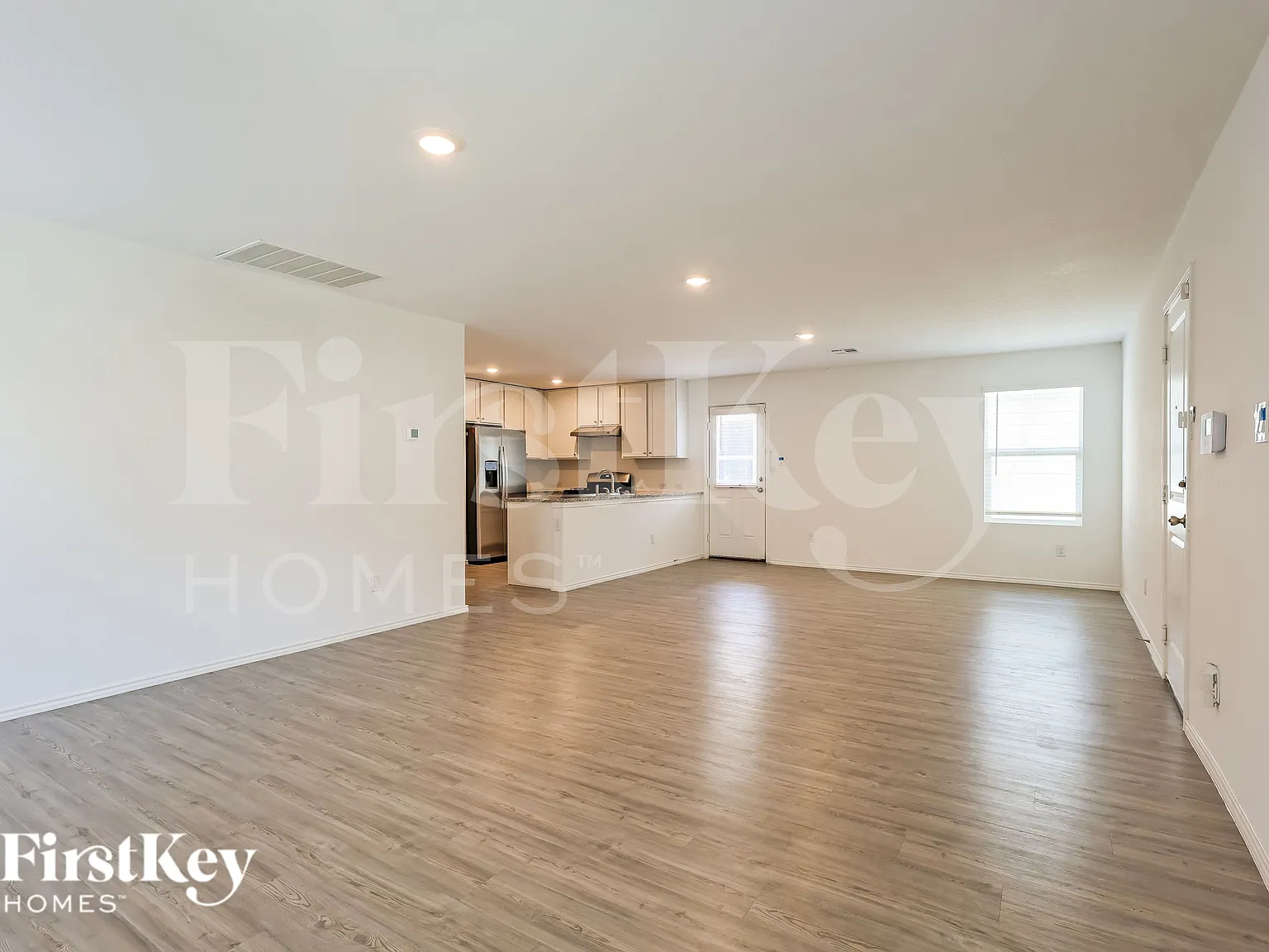 3 bed, 2.0 bath, 1440 sqft, $1,625 — Photo 3