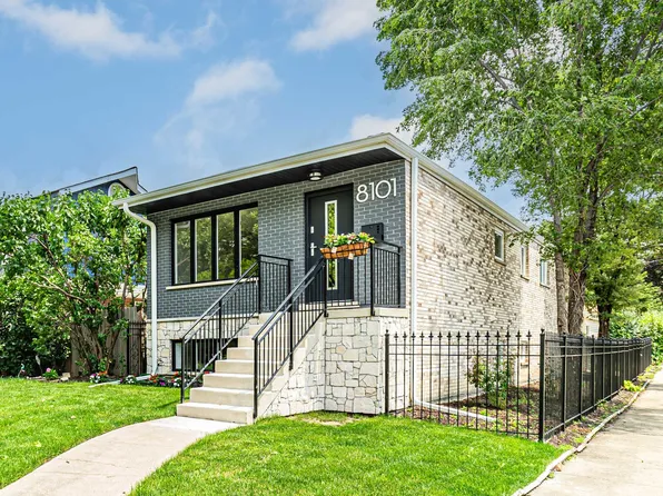 8101 N Oketo Ave, Niles, IL 60714