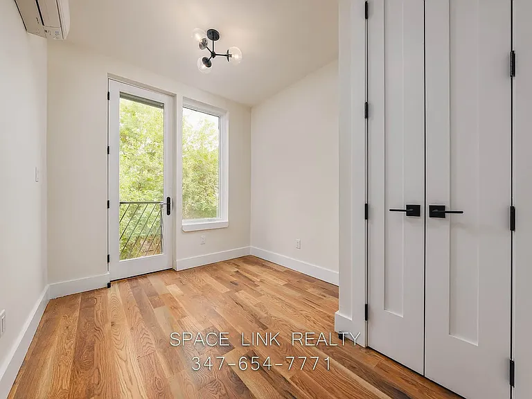 177 Montrose Ave #4B — Photo 9