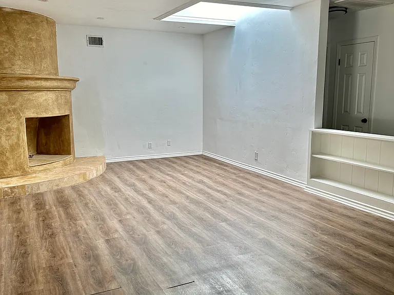 Living Room w/skylight