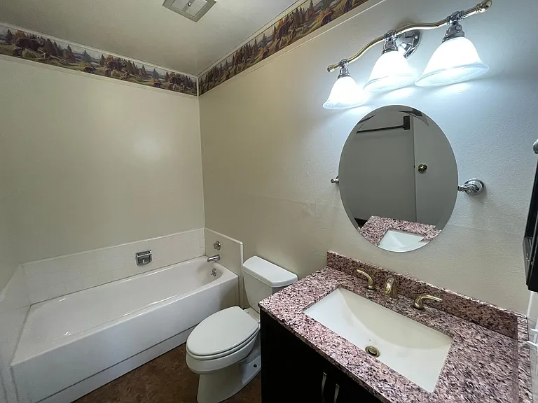 617 W Granger Ave #34 — Photo 19