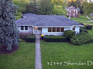 32349 Sheridan Dr, Beverly Hills, MI 48025