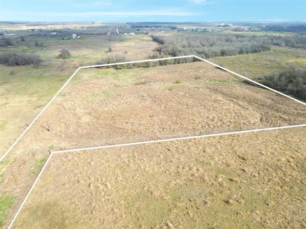 1745 County Road 466, Coupland, TX 78615