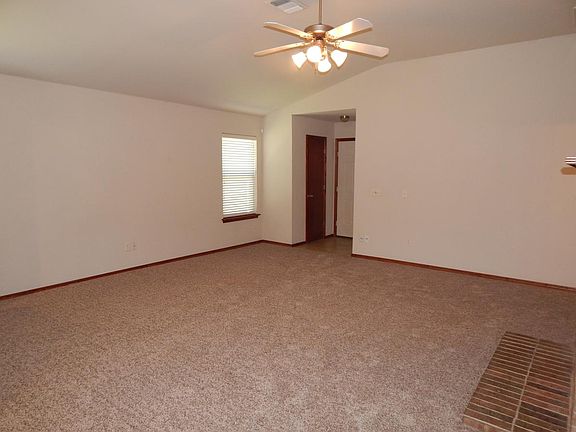 2nd image of 18109 Viento Dr