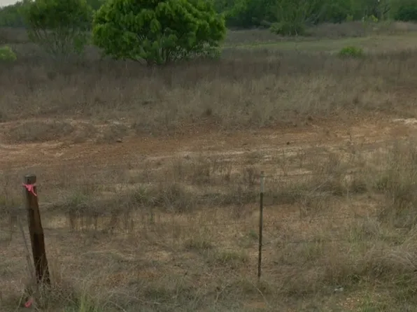 1560 SOUTH VIEW DR LOT 121, Lytle, TX 78052