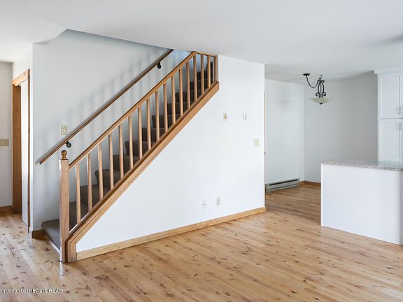 2nd image of 830 Powderhorn Ln APT C