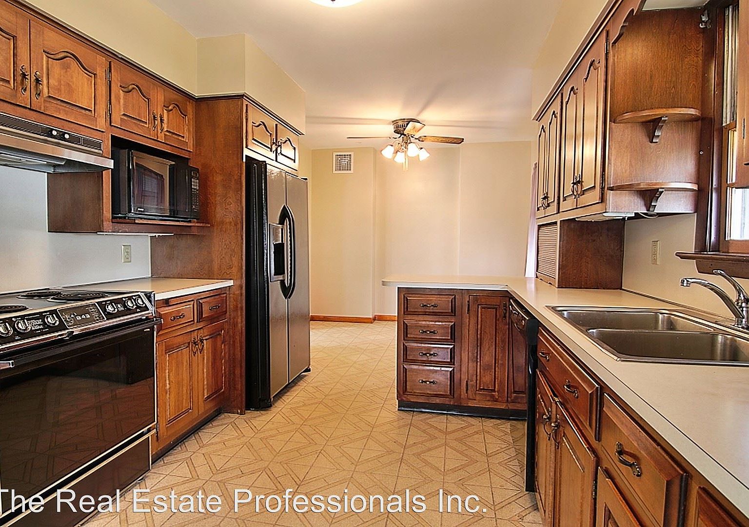 9 Grosstown Rd, Stowe, PA 19464 Zillow