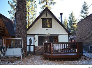1106 Robinhood Blvd, Big Bear City, CA 92314