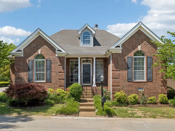 1712 Fieldcrest Cir, Franklin, TN 37064