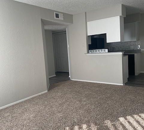 3rd image of 320 Audra Ln #320F