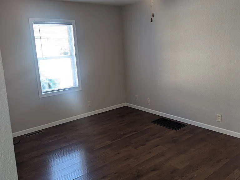 536 Metomen St — Photo 9