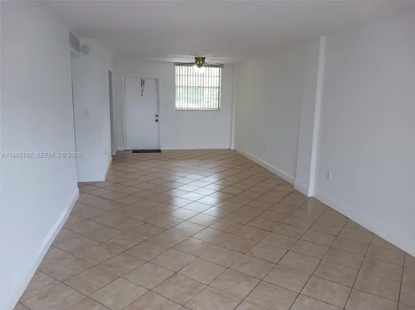 14150 SW 84th St APT 110I, Miami, FL 33183