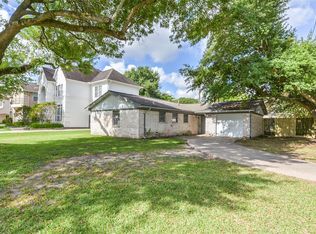 1119 Howard Ln, Bellaire, TX 77401