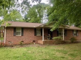 105 Laurel Dr, Pendleton, SC 29670