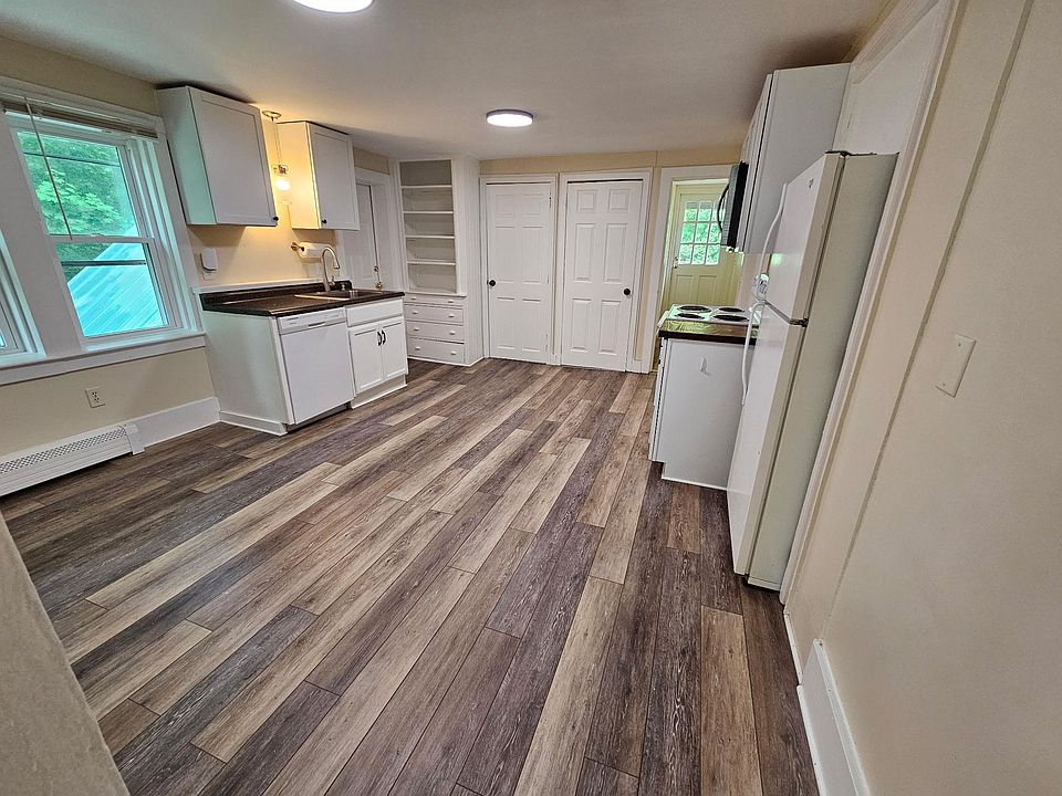 1st image of 414 N State St #1/2
