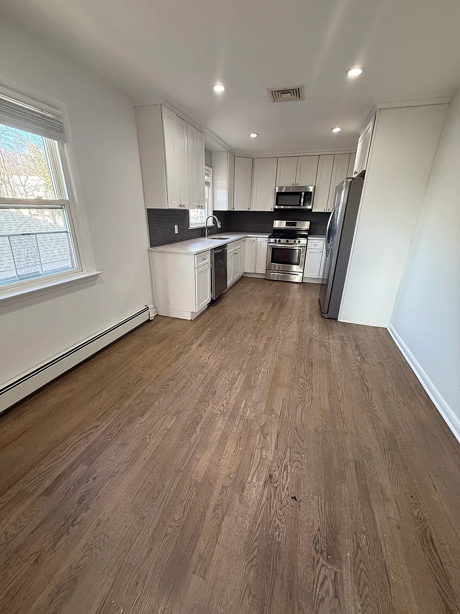 Building Photo - 105 Woodland Ave #1A