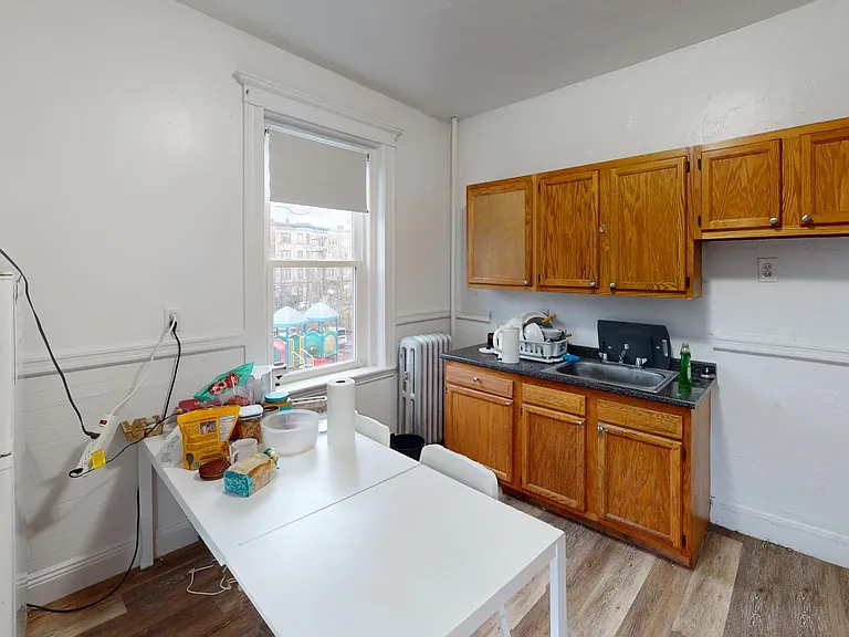 1681-1683 Commonwealth Ave Properties — Photo 45