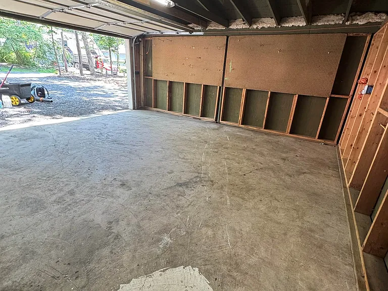 110 Edgehill Dr — Photo 15
