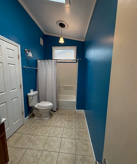124 Pond Rd — Photo 9
