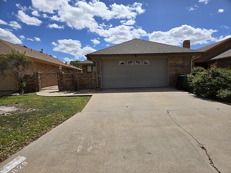 1629 Wyoming Ave — Photo 12