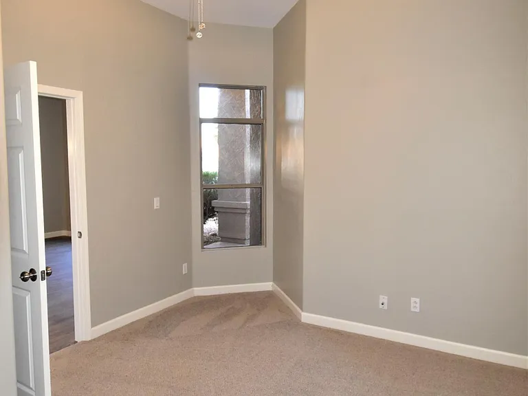 9430 W Elm St — Photo 29