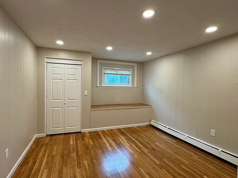 202 Saratoga St #1 — Photo 3