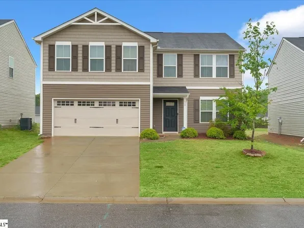 14 Tattershall Rd, Greenville, SC 29605
