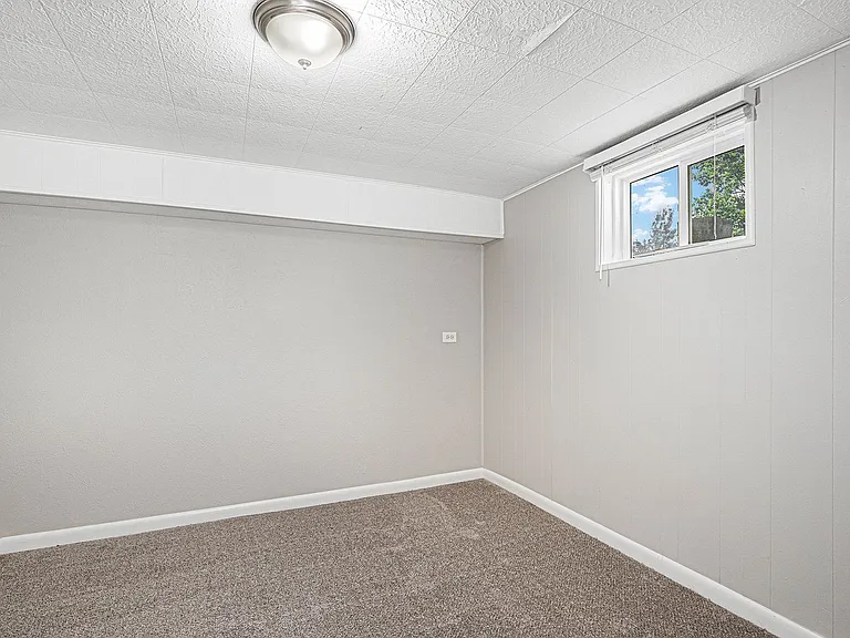 4132 N Zuni St — Photo 14