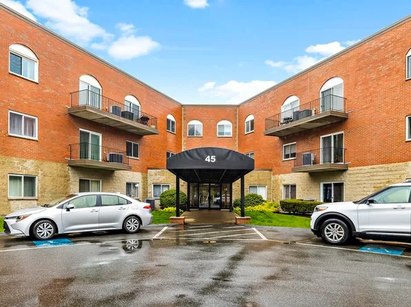 45 Loomis St APT 213, Malden, MA 02148