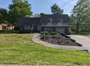 606 Crestview Loop, Columbia, KY 42728