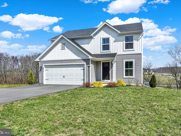 18016 Dave Anne Cir, Stewartstown, PA 17363