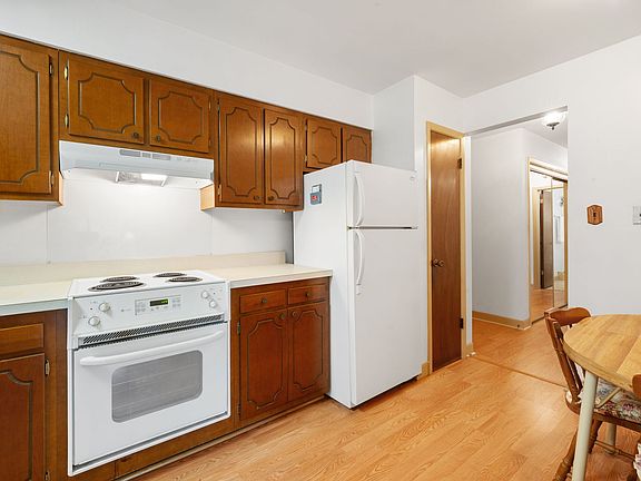 4th image of 4133 Saratoga Ave #B-222