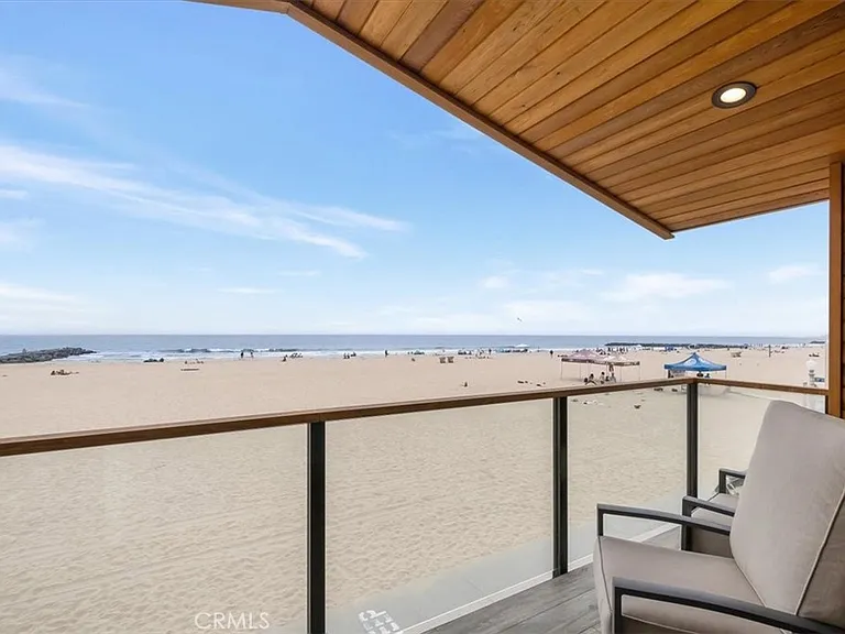 2808 W Oceanfront — Photo 14