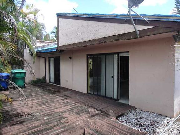 3rd image of 1039 NE 204th Ln #G