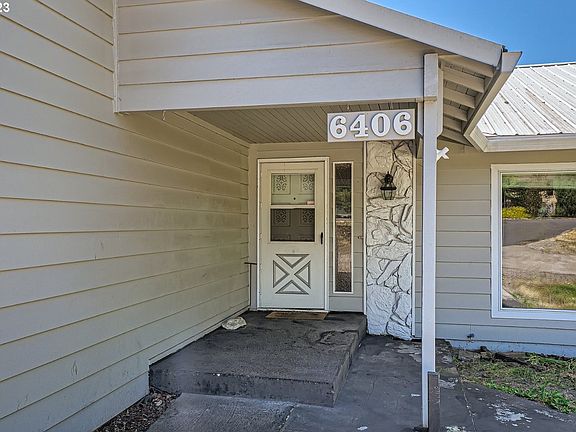 2nd image of 6406 NE 102nd Ave