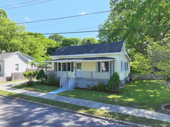 73 Fairfield Ave, Danville, VA 24541