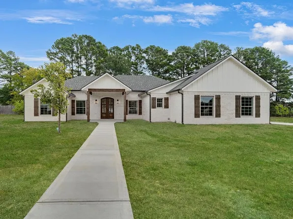 1127 County Road 307 #D, Henderson, TX 75654