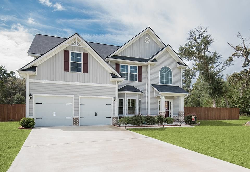 1st image of 1048 Mustang Ln NE