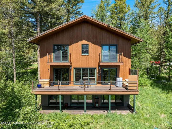 6815 W Paintbrush Trl, Wilson, WY 83014