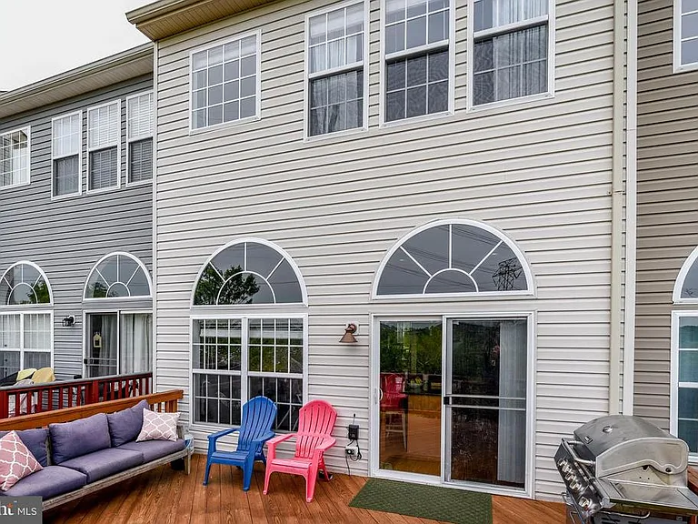 2372 Battery Hill Cir — Photo 41