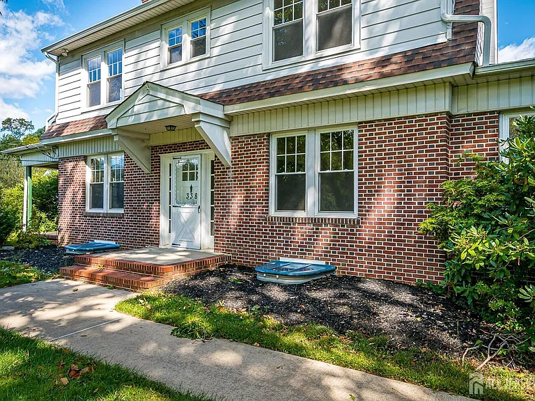 338 Buckelew Ave — Photo 61