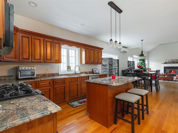 5 Carroll Lane, New Paltz, NY 12561
