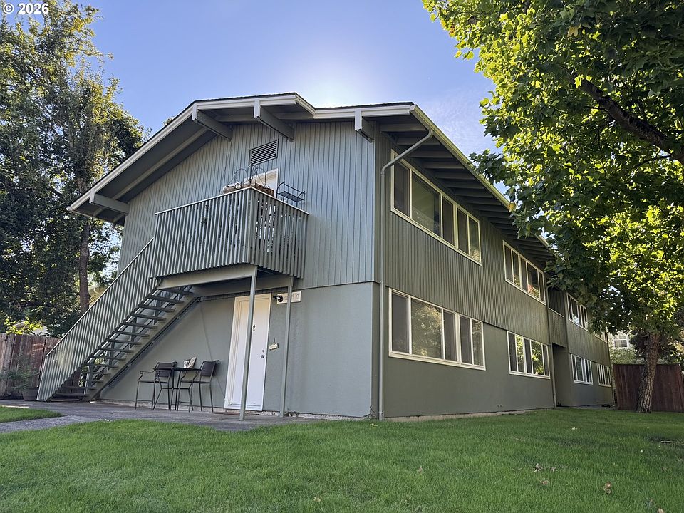 1st image of 2180 W 17th Ct