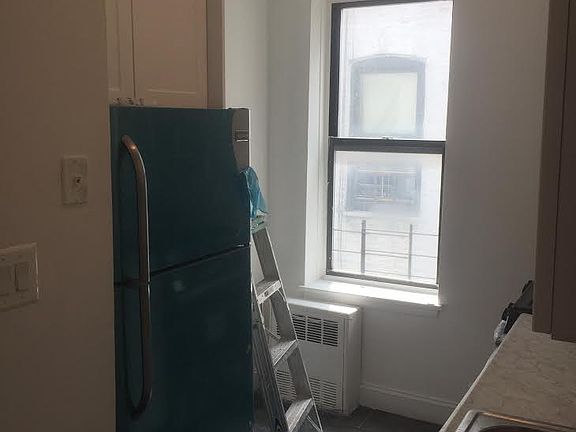 2nd image of 1597 Bedford Ave APT 3D